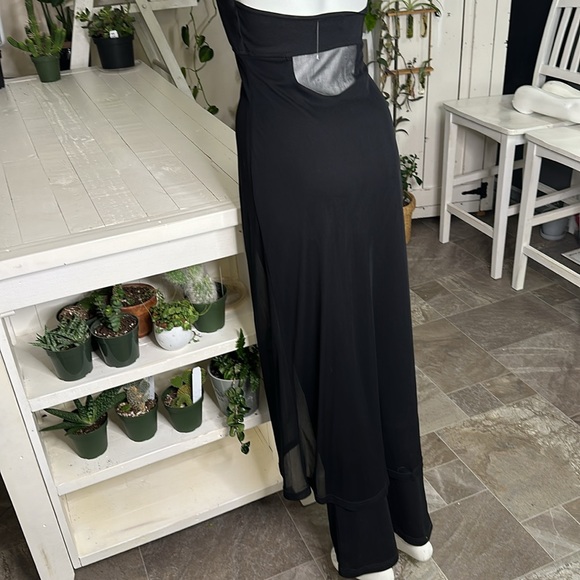 Connected apparel size 4 halter top jumpsuit with billy chiffon overlay NWOT - Picture 10 of 14